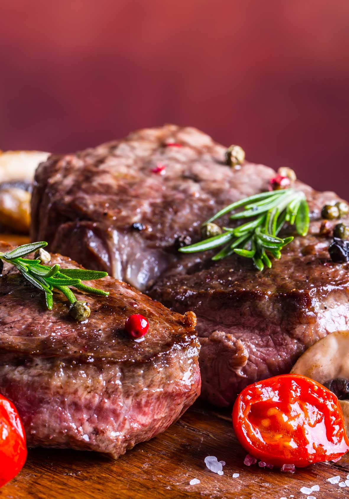 elk medallions with tomatoes and rosemary